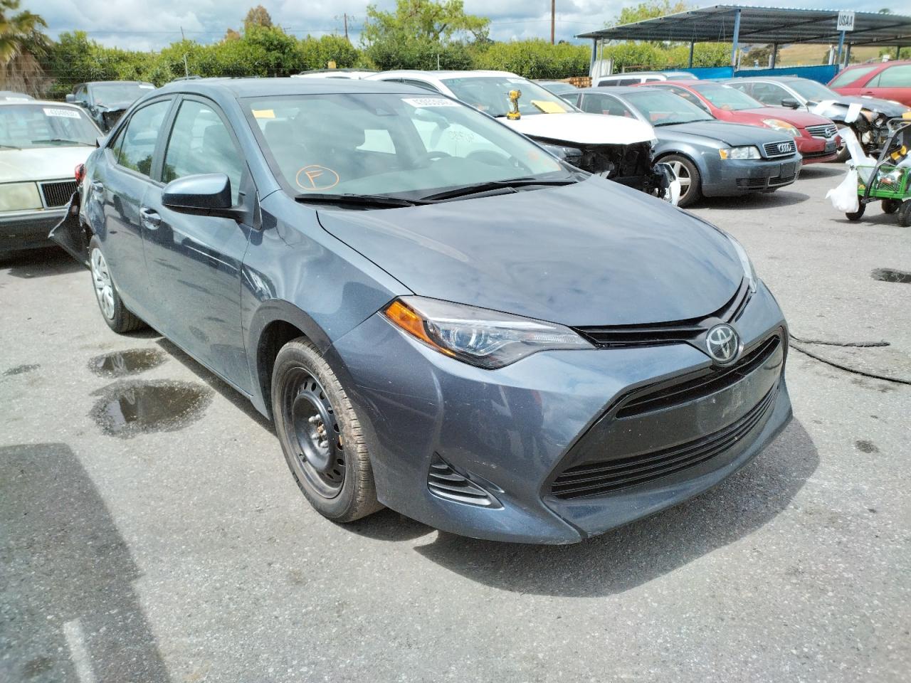 TOYOTA COROLLA L 2019 with VIN 2T1BURHE5KC158537 - Photo from auction