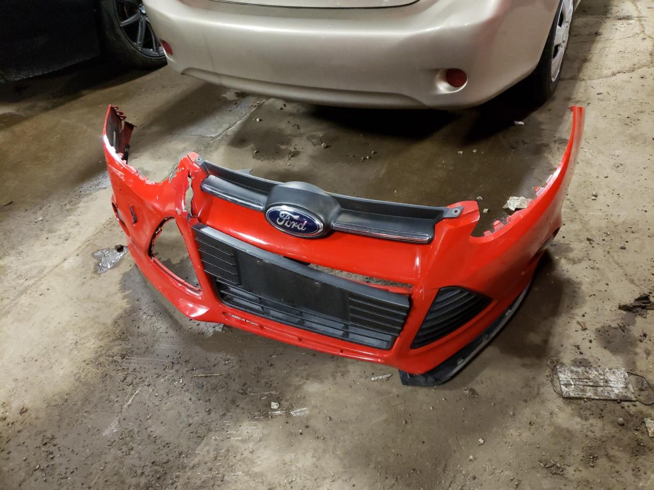 Photo 9 from auction – 2014 FORD FOCUS SE with VIN 1FADP3F22EL316518