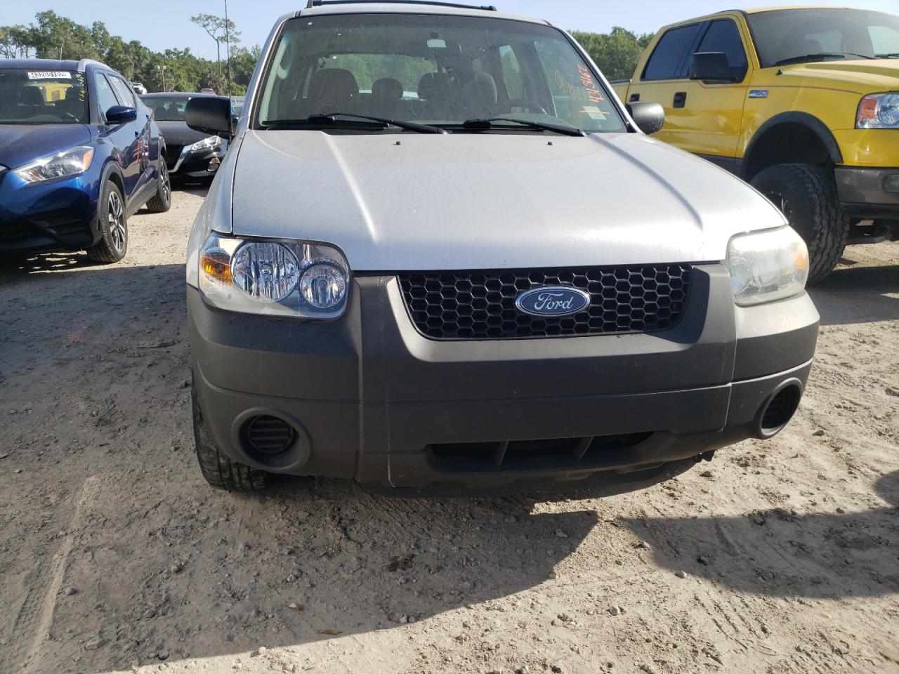 Photo 9 from auction – 2006 FORD ESCAPE XLS with VIN 1FMYU02Z26KC04925