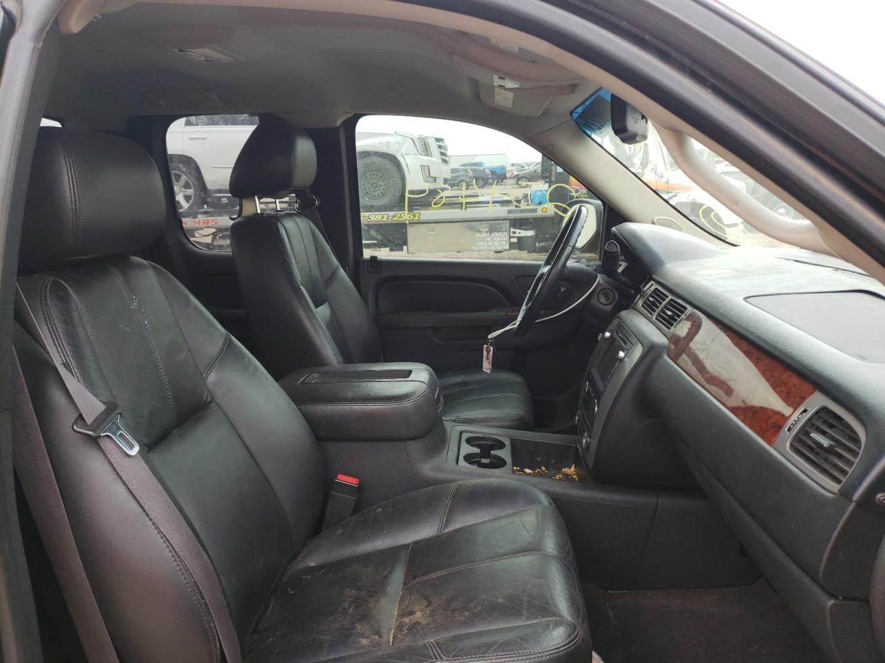Photo 5 from auction – 2011 GMC SIERRA K15 with VIN 1GTR2WE38BZ293961