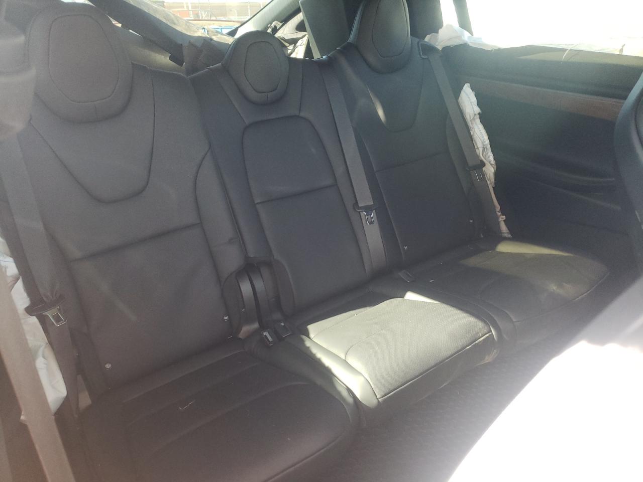 Photo 6 from auction – 2018 TESLA MODEL X with VIN 5YJXCDE43JF140930
