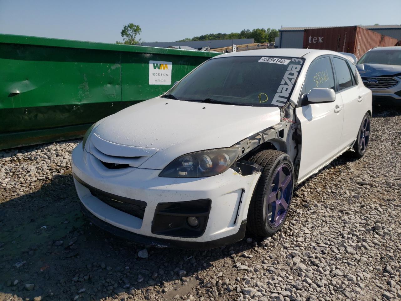 Photo 2 from auction – 2004 MAZDA 3 HATCHBAC with VIN JM1BK143141122847