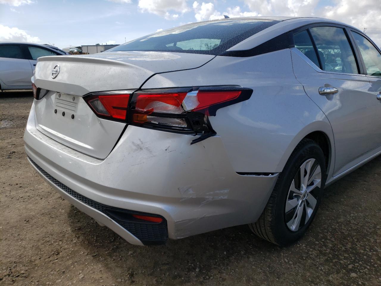 Photo 9 from auction – 2019 NISSAN ALTIMA S with VIN 1N4BL4BV1KC259233