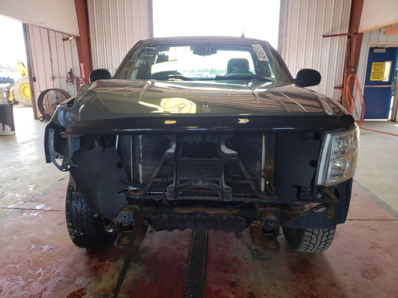Photo 9 from auction – 2009 CHEVROLET SILVERADO with VIN 1GCEK14C09Z177862