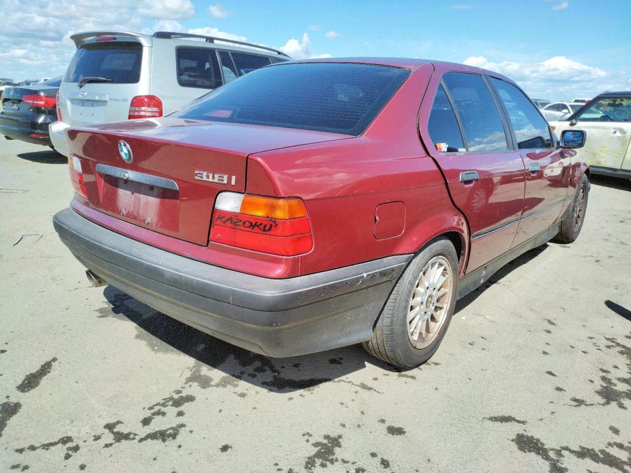 Photo 4 from auction – 1992 BMW 318 I with VIN WBACA5313NFG00396