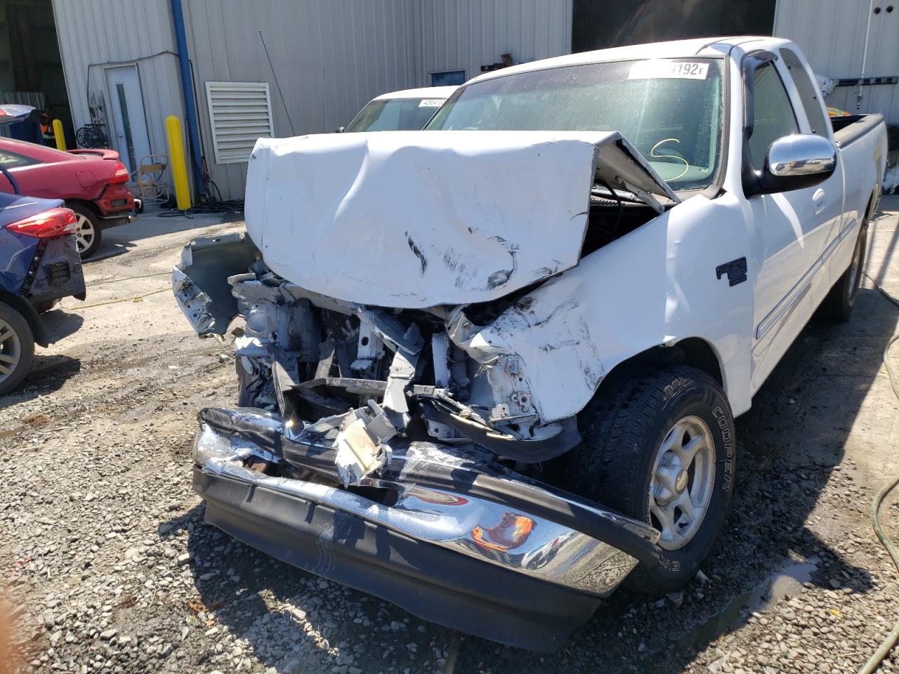 Photo 2 from auction – 1998 FORD F150 with VIN 1FTRX17L5WNA85356
