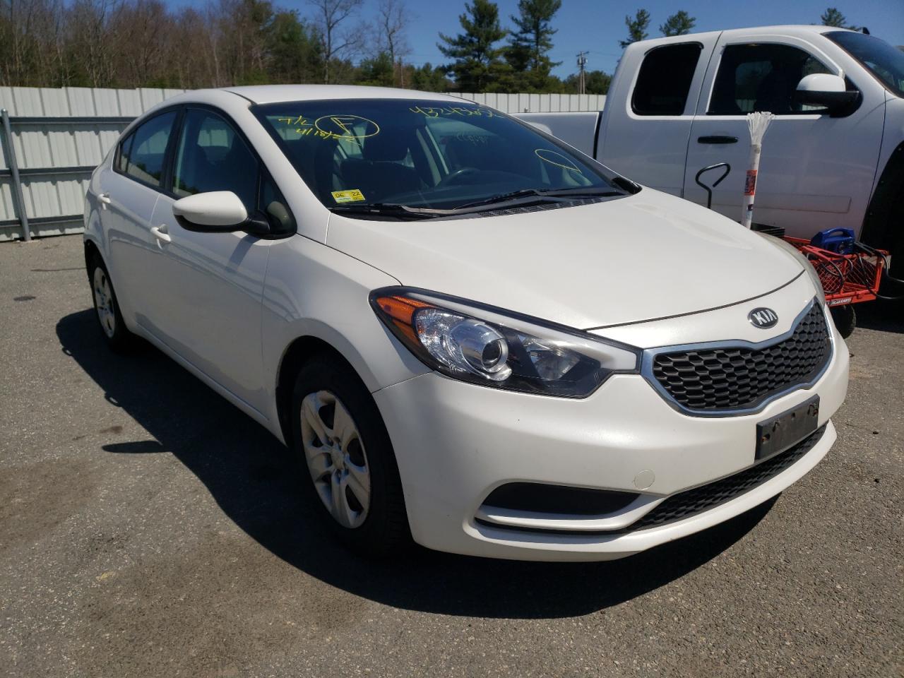 KIA FORTE LX 2014 with VIN KNAFK4A68E5087152 - Photo from auction