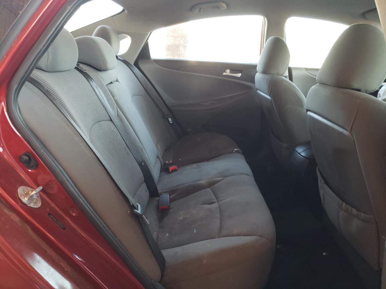 Photo 6 from auction – 2014 HYUNDAI SONATA GLS with VIN 5NPEB4AC2EH915152