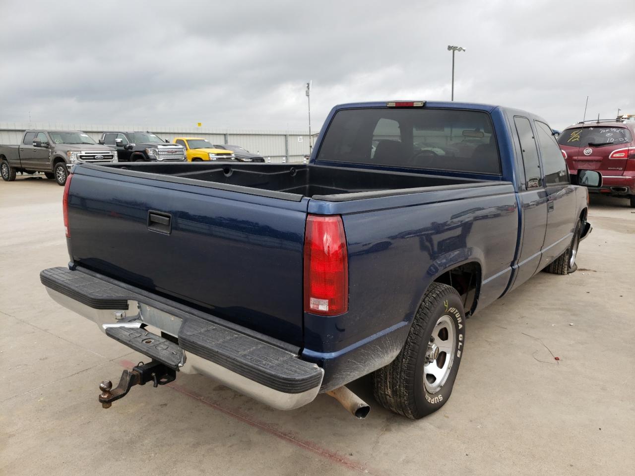 Photo 4 from auction – 1999 CHEVROLET GMT-400 C1 with VIN 1GCEC19R7XR130853