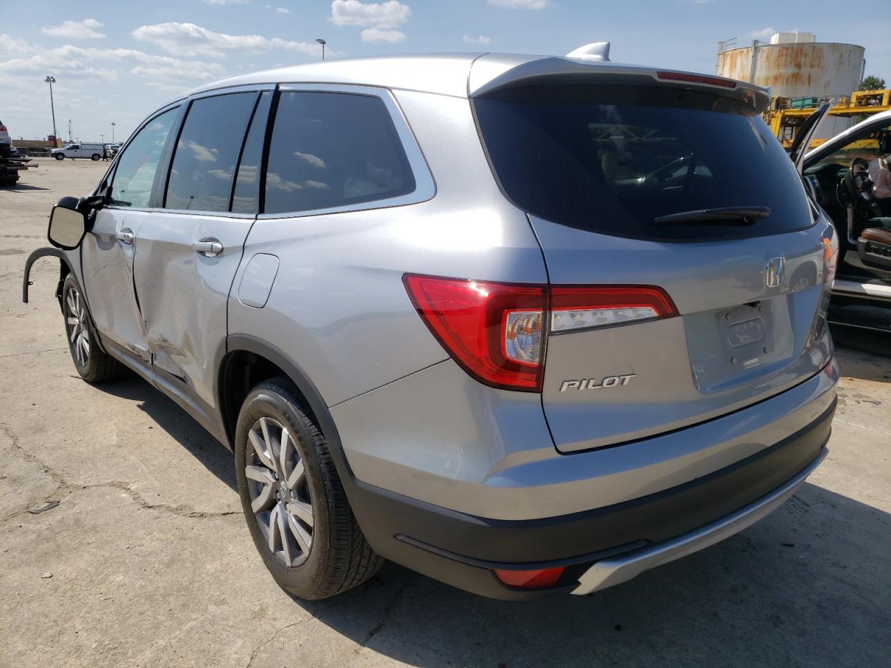 Photo 3 from auction – 2020 HONDA PILOT EX with VIN 5FNYF5H35LB026208