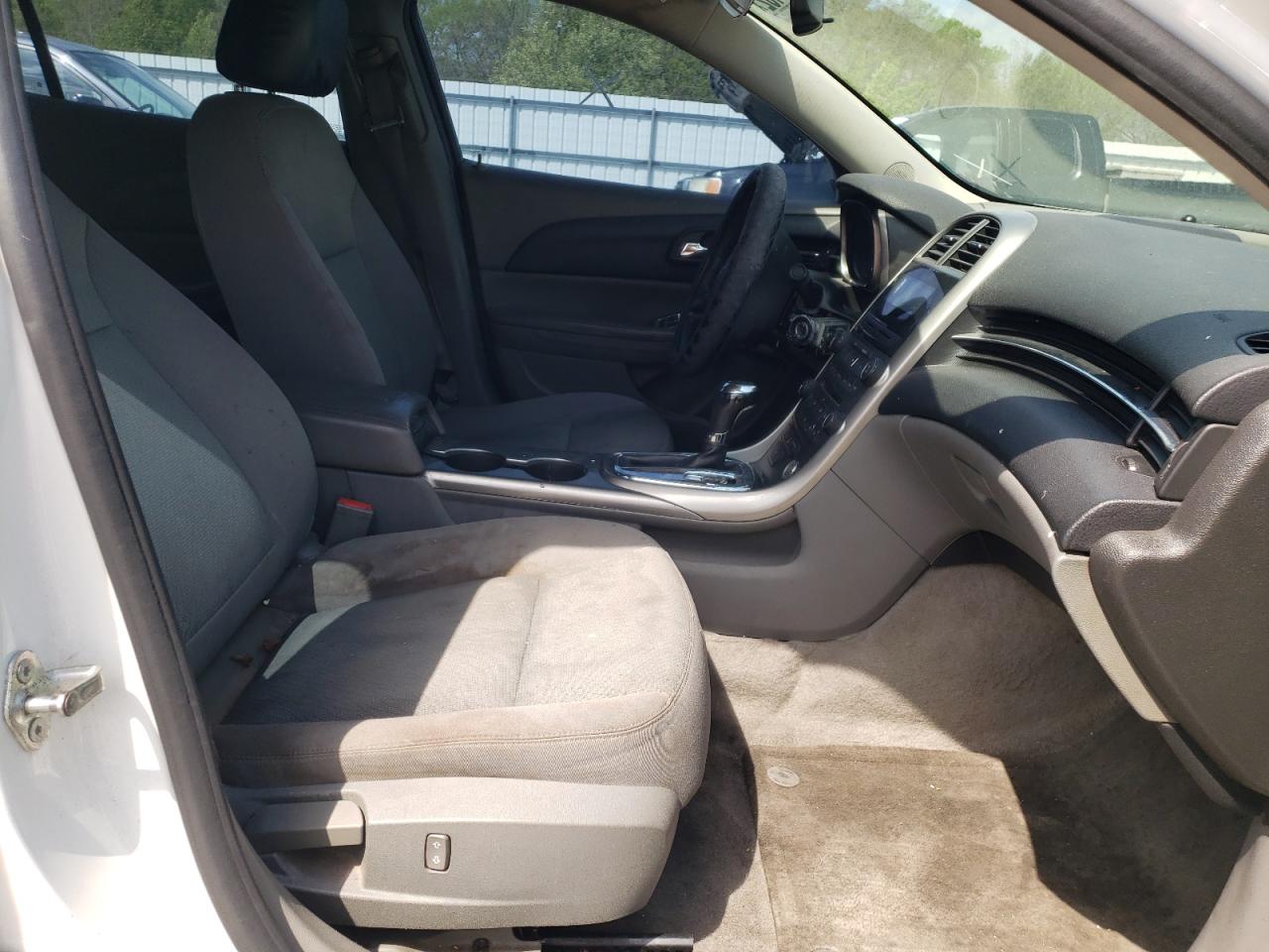 Photo 5 from auction – 2013 CHEVROLET MALIBU LS with VIN 1G11A5SA6DF314557