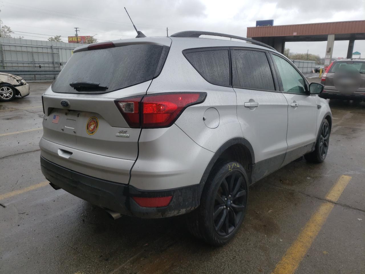 Photo 4 from auction – 2019 FORD ESCAPE SE with VIN 1FMCU0GD8KUA64367