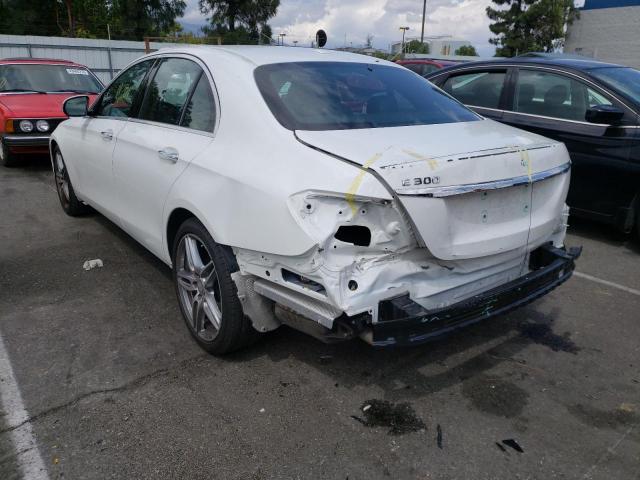 Photo 3 from auction – 2017 MERCEDES-BENZ E 300 with VIN WDDZF4JB1HA099453