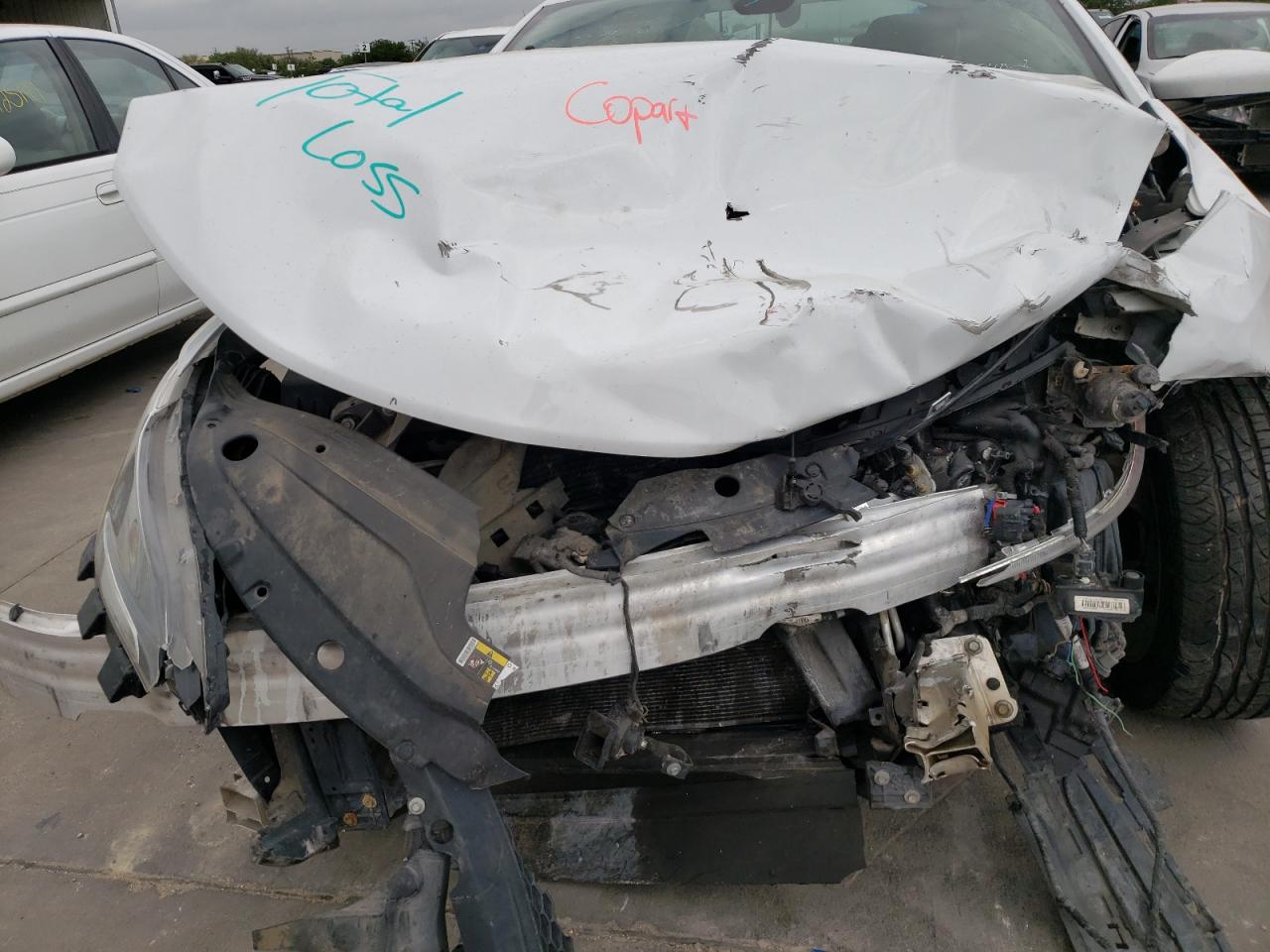 Photo 9 from auction – 2015 CHRYSLER 200 LIMITE with VIN 1C3CCCAB5FN714793