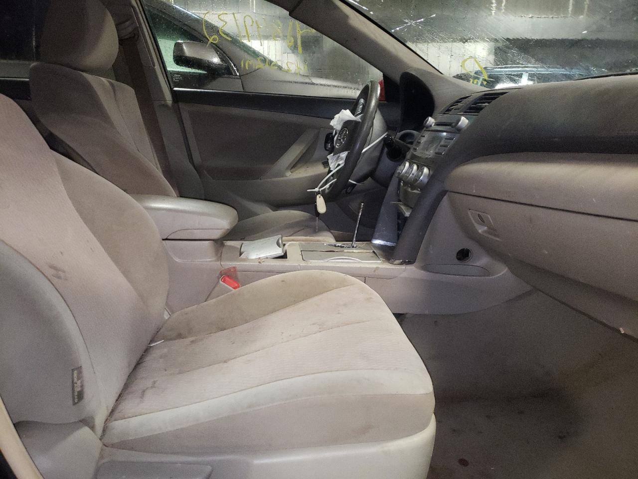 Photo 5 from auction – 2010 TOYOTA CAMRY BASE with VIN 4T4BF3EK6AR012118