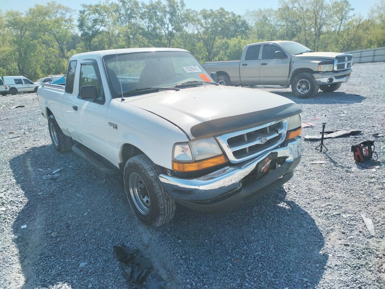 FORD RANGER SUP 2000 with VIN 1FTYR14V9YTA73723 - Photo from auction
