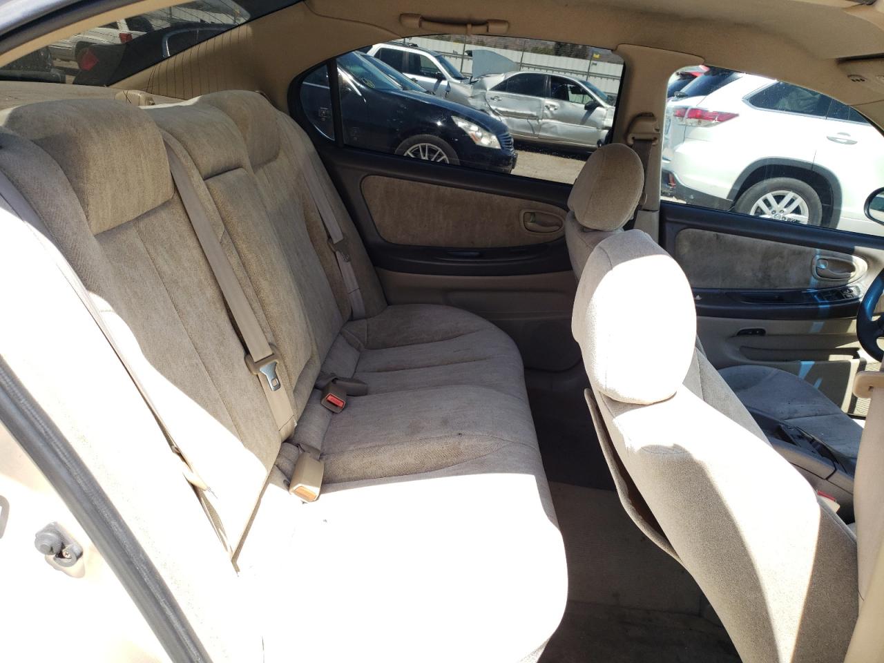 Photo 6 from auction – 2001 NISSAN MAXIMA GXE with VIN JN1CA31D11T625331