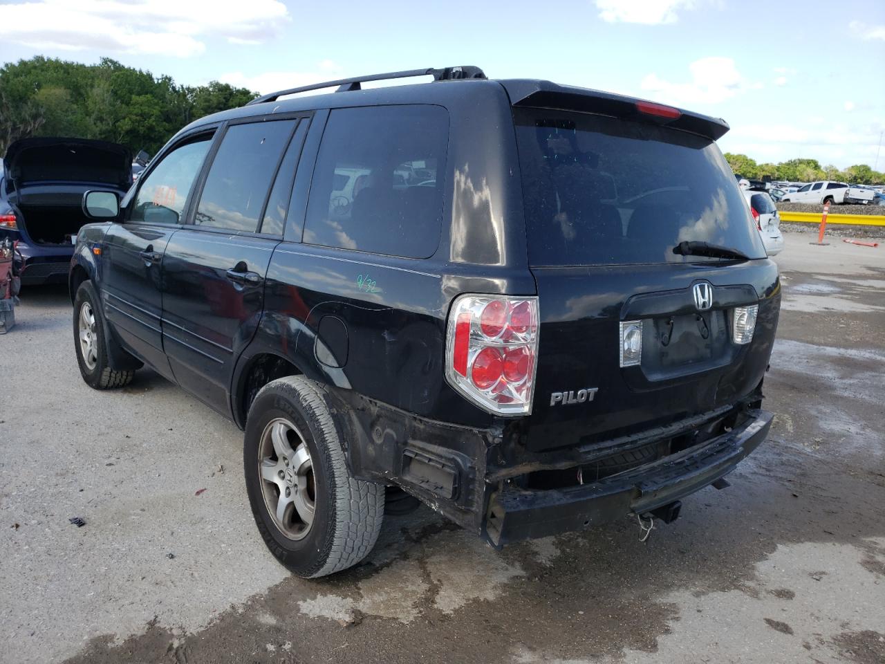 Photo 3 from auction – 2008 HONDA PILOT EXL with VIN 5FNYF285X8B021674