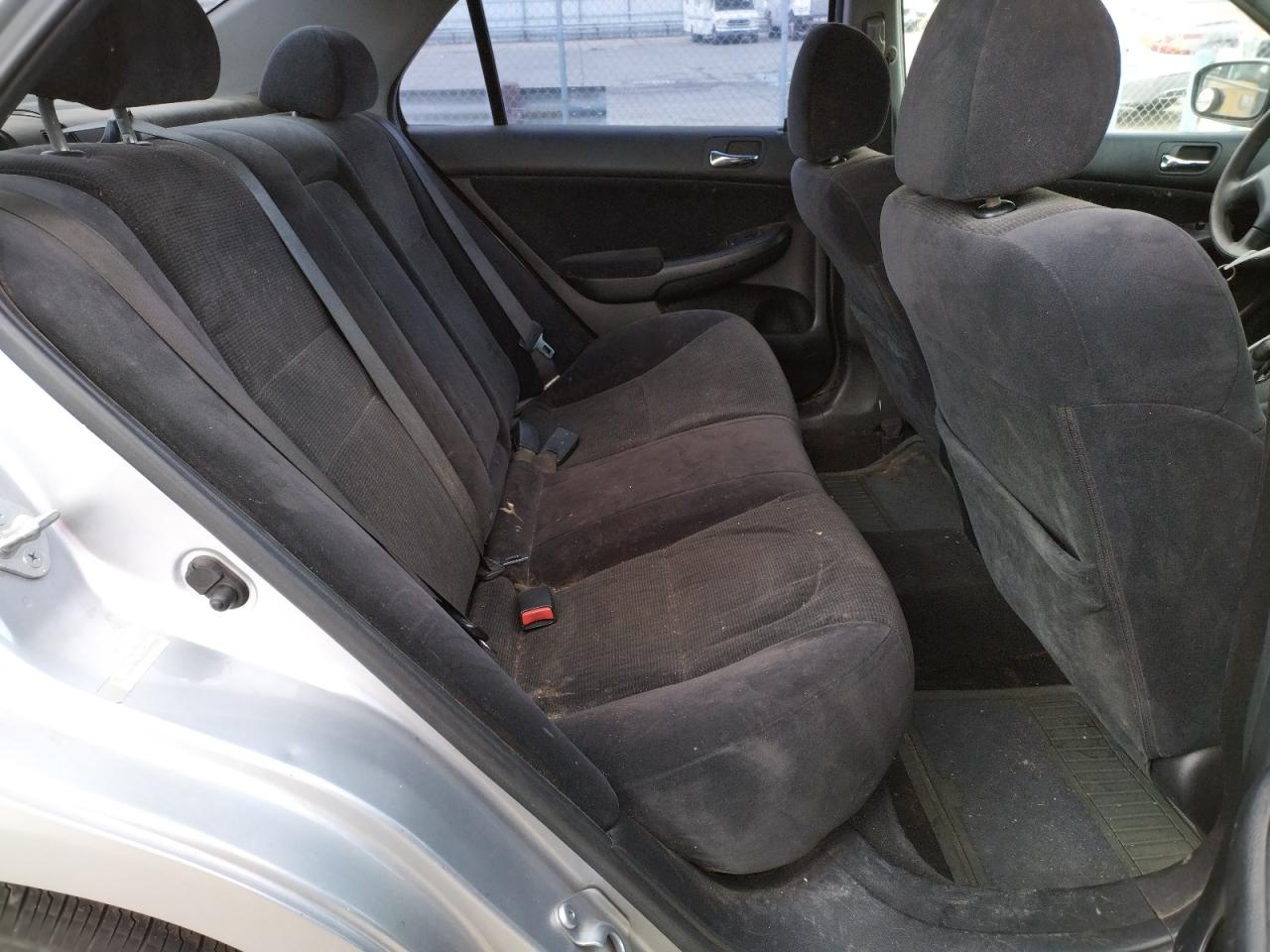 Photo 6 from auction – 2003 HONDA ACCORD LX with VIN JHMCM56383C087776