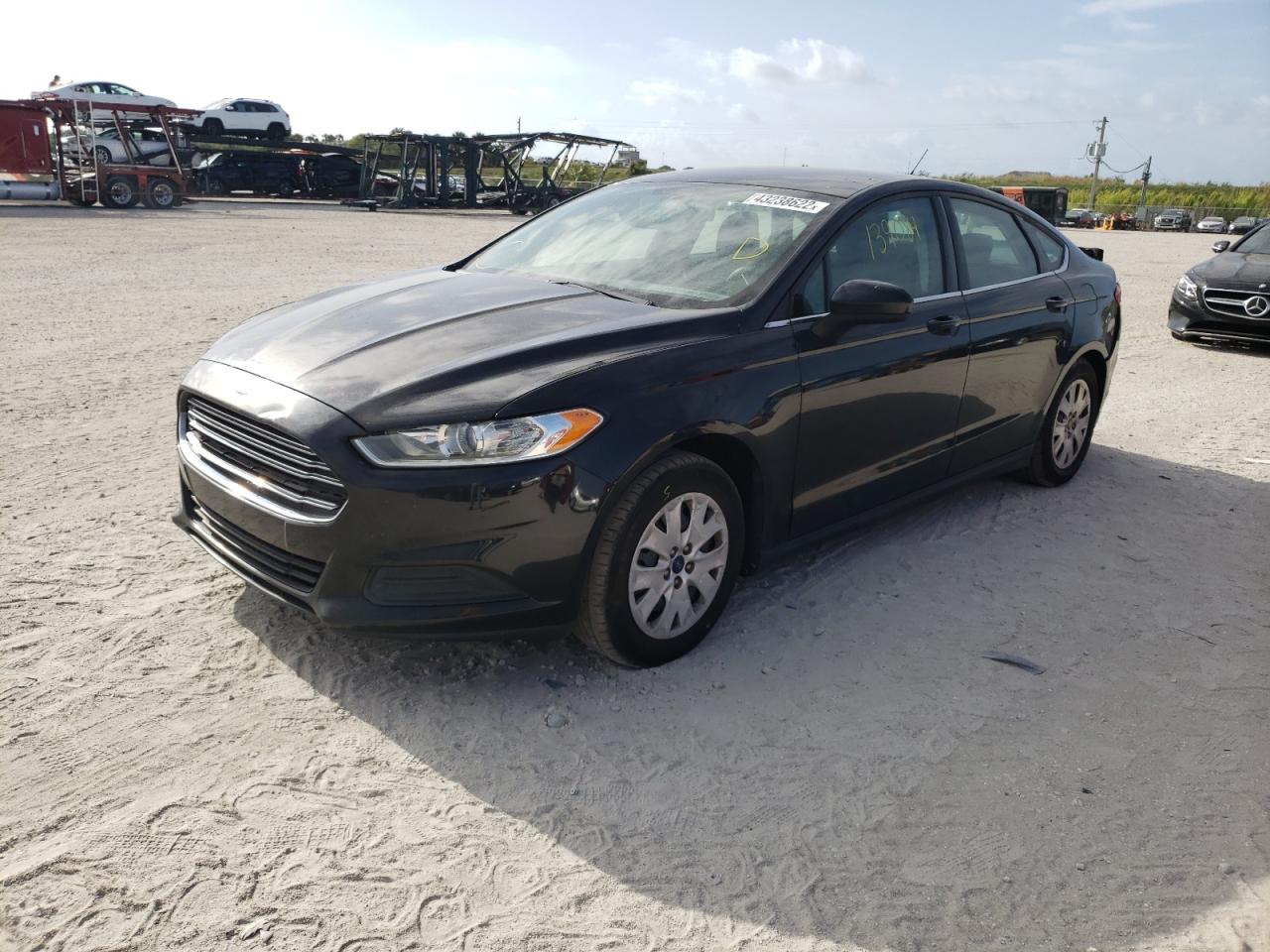 Photo 2 from auction – 2014 FORD FUSION S with VIN 1FA6P0G79E5352440