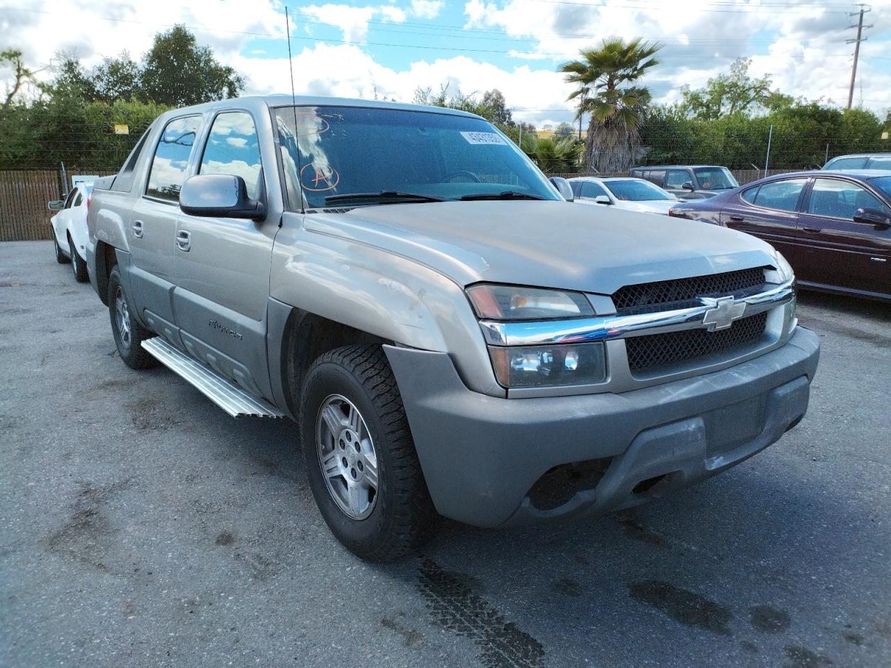 CHEVROLET AVALANCHE 2002 with VIN 3GNEC13T12G116757 - Photo from auction