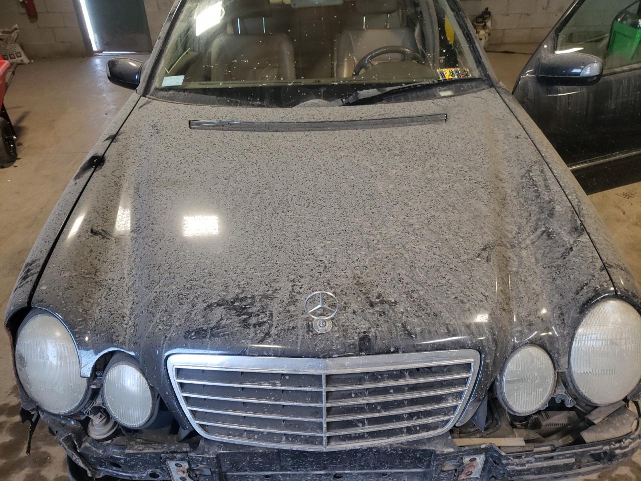 Photo 7 from auction – 2002 MERCEDES-BENZ E 320 4MAT with VIN WDBJF82J62X066651