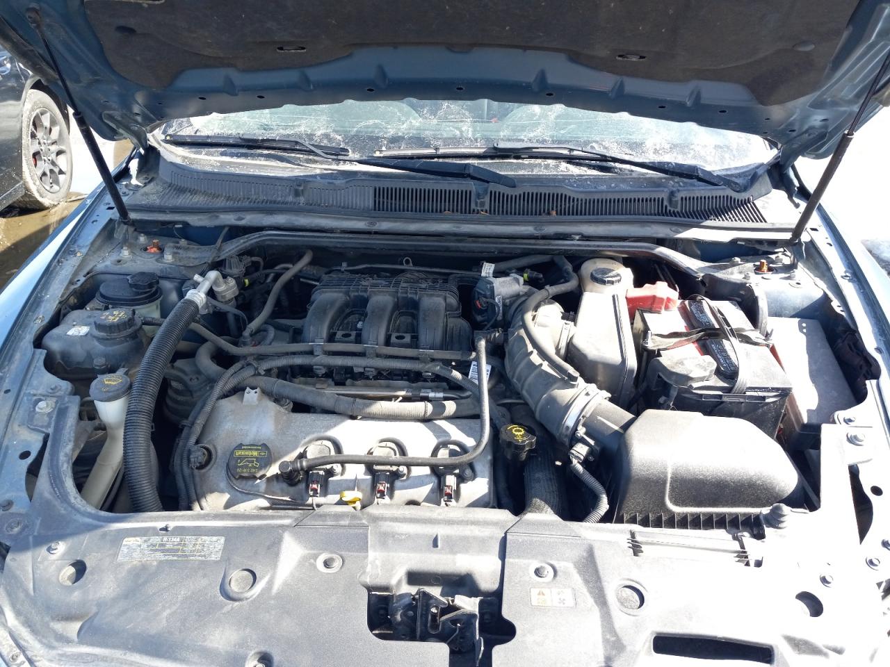 Photo 7 from auction – 2010 FORD TAURUS LIM with VIN 1FAHP2JW9AG107494