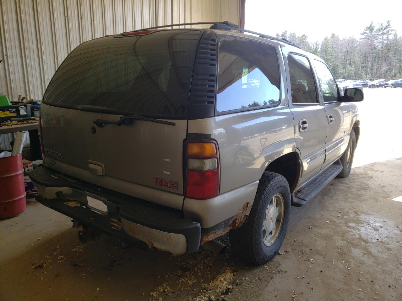 Photo 4 from auction – 2002 GMC YUKON with VIN 1GKEK13Z52J263215