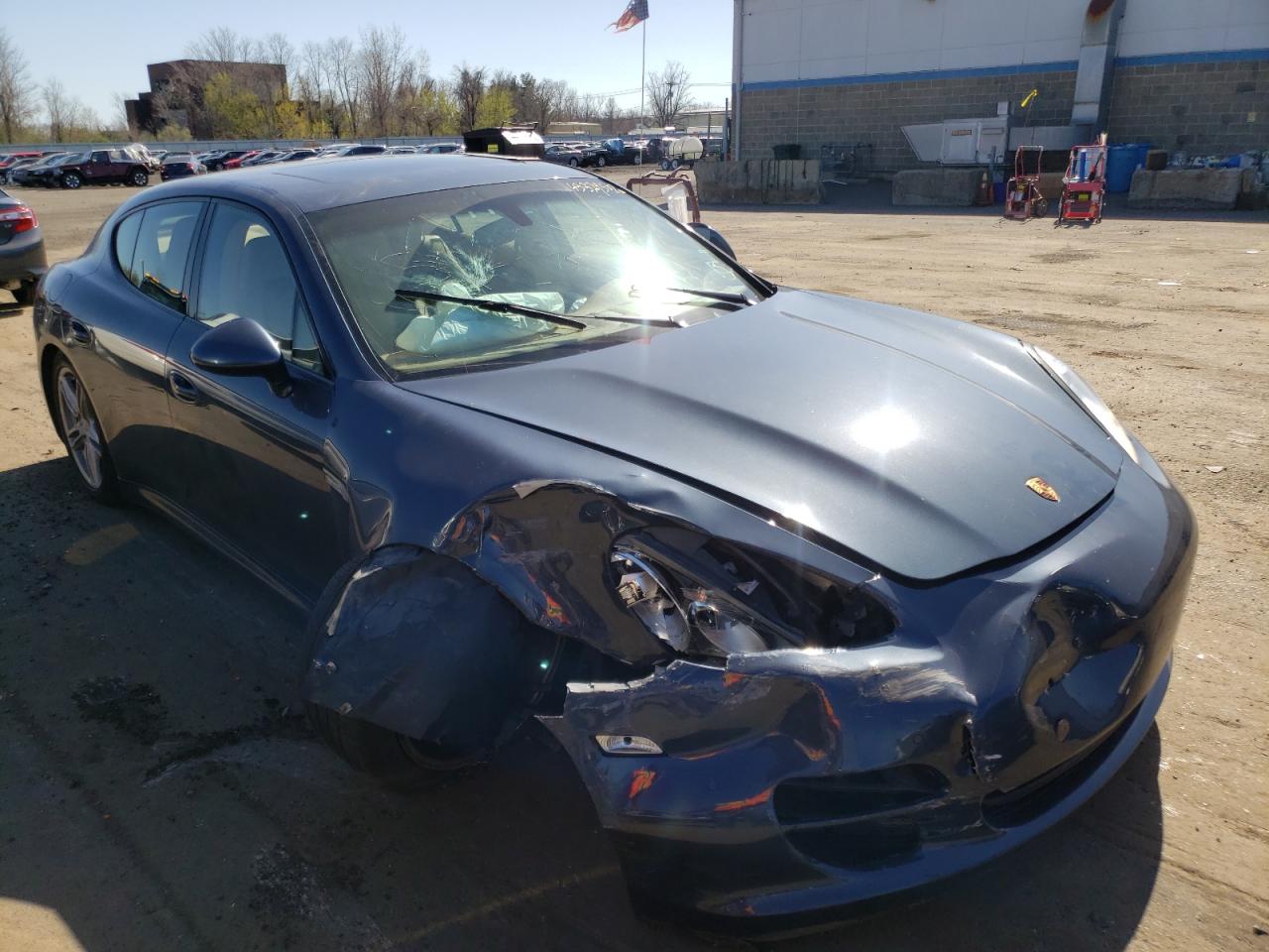 PORSCHE PANAMERA 2 2011 with VIN WP0AA2A77BL010292 - Photo from auction