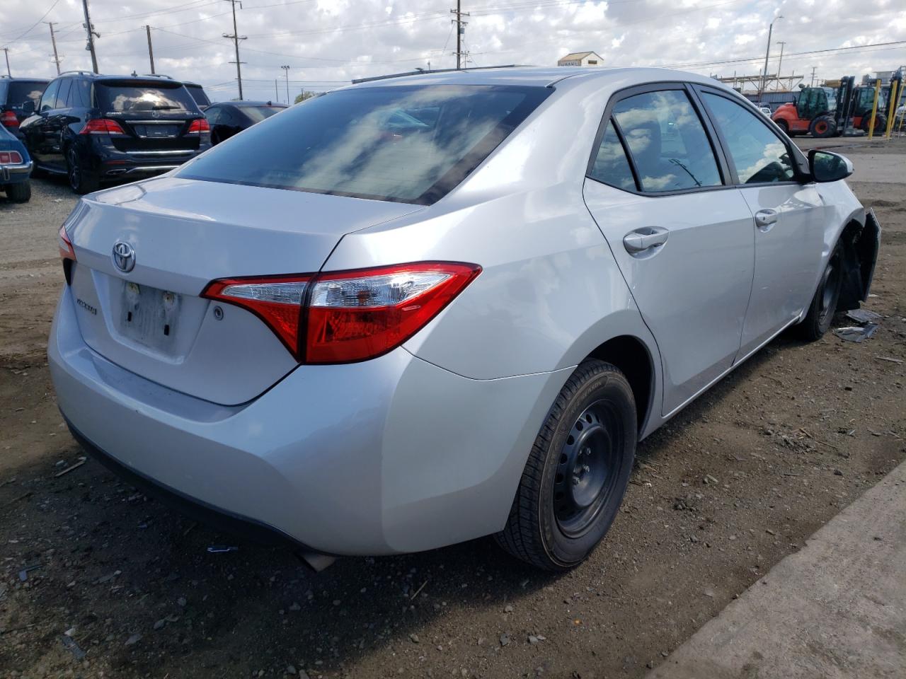 Photo 4 from auction – 2016 TOYOTA COROLLA L with VIN 5YFBURHE6GP419097