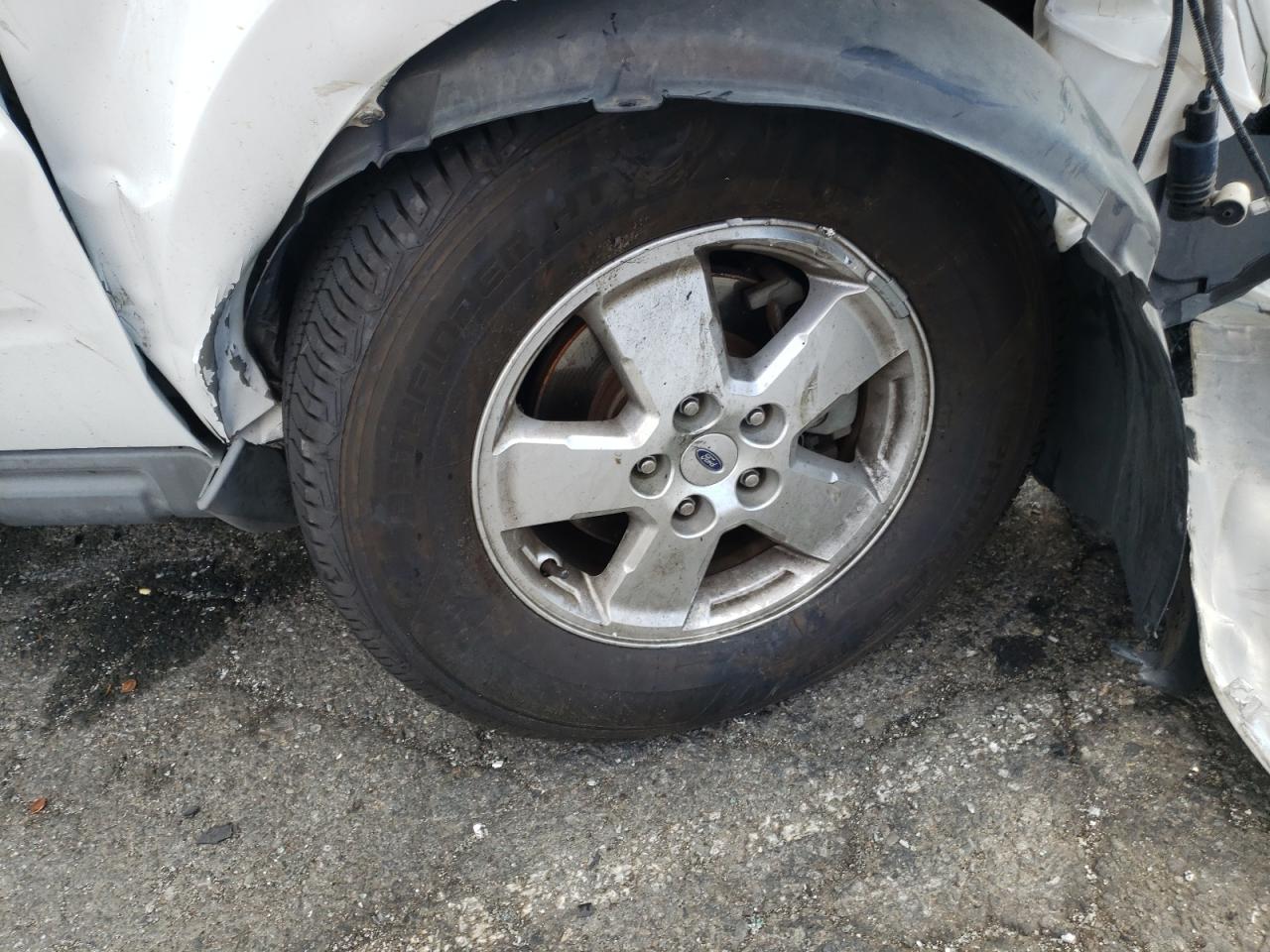 Photo 9 from auction – 2011 FORD ESCAPE XLT with VIN 1FMCU0DG8BKA15289