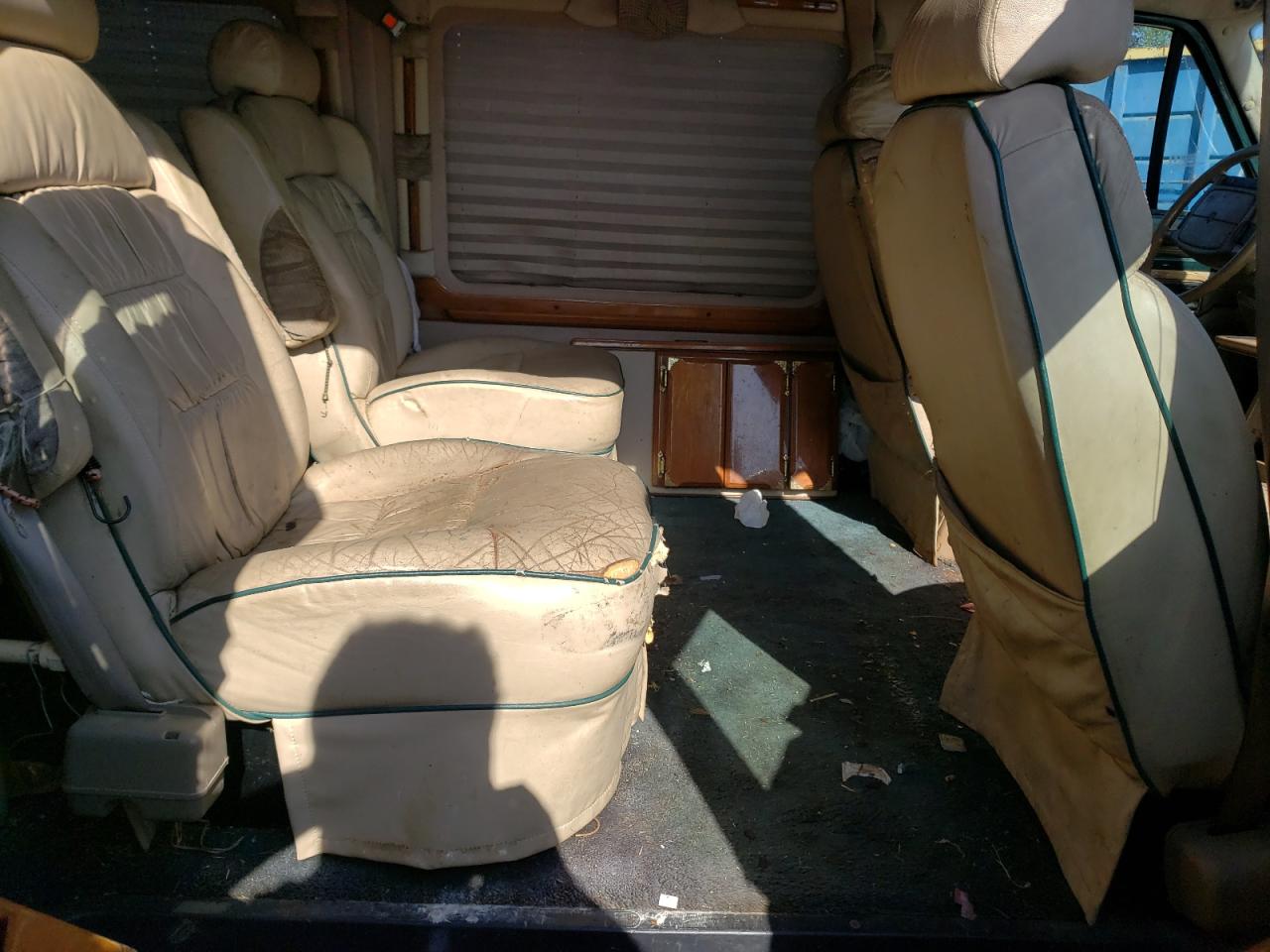 Photo 6 from auction – 1997 DODGE RAM VAN B2 with VIN 2B6HB21Y4VK548882