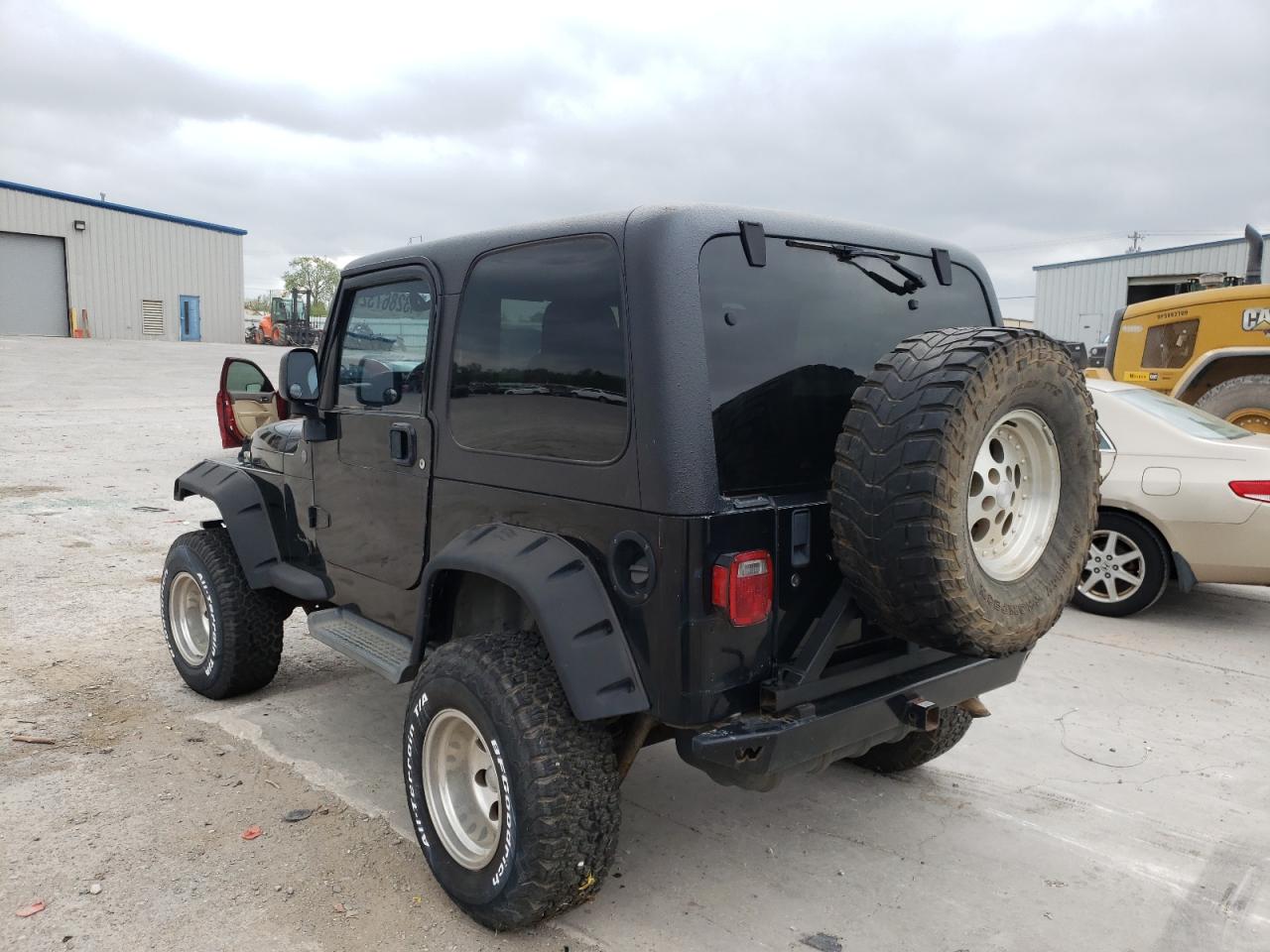 Photo 3 from auction – 2004 JEEP WRANGLER / with VIN 1J4FA59S14P802184
