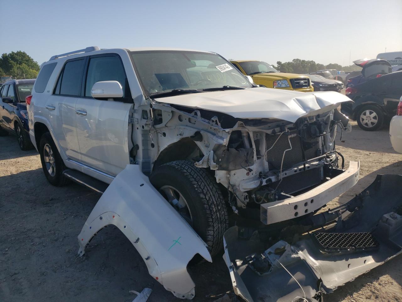 TOYOTA 4RUNNER SR 2011 with VIN JTEBU5JR6B5038258 - Photo from auction