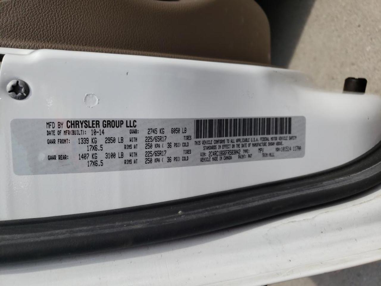 Photo 10 from auction – 2015 CHRYSLER TOWN & COU with VIN 2C4RC1BG6FR583042
