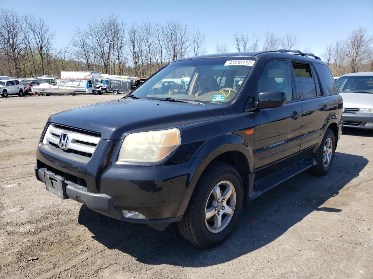 Photo 2 from auction – 2006 HONDA PILOT EX with VIN 2HKYF18446H527968