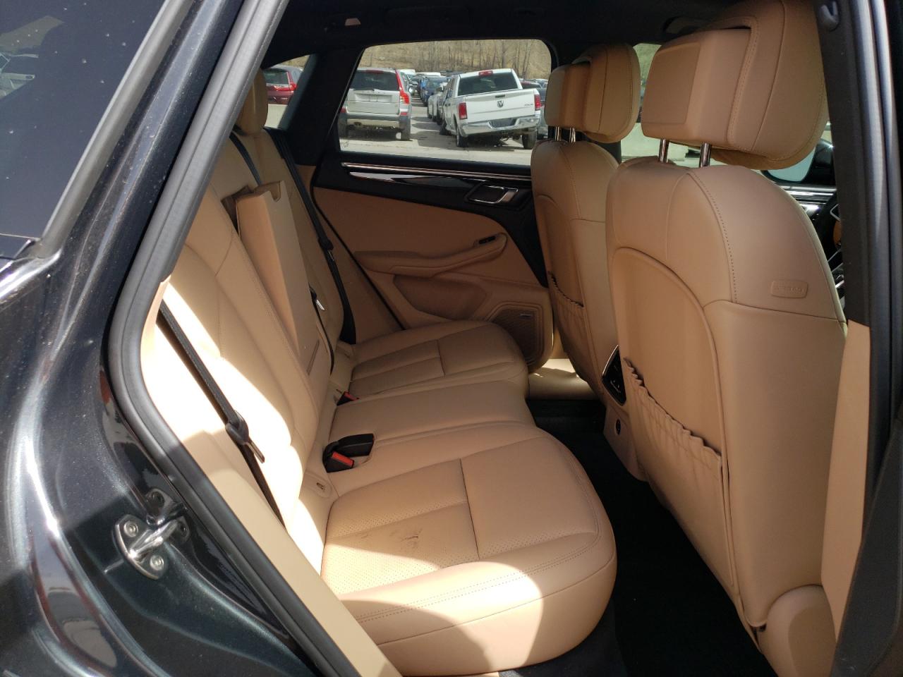 Photo 6 from auction – 2019 PORSCHE MACAN S with VIN WP1AB2A51KLB32558