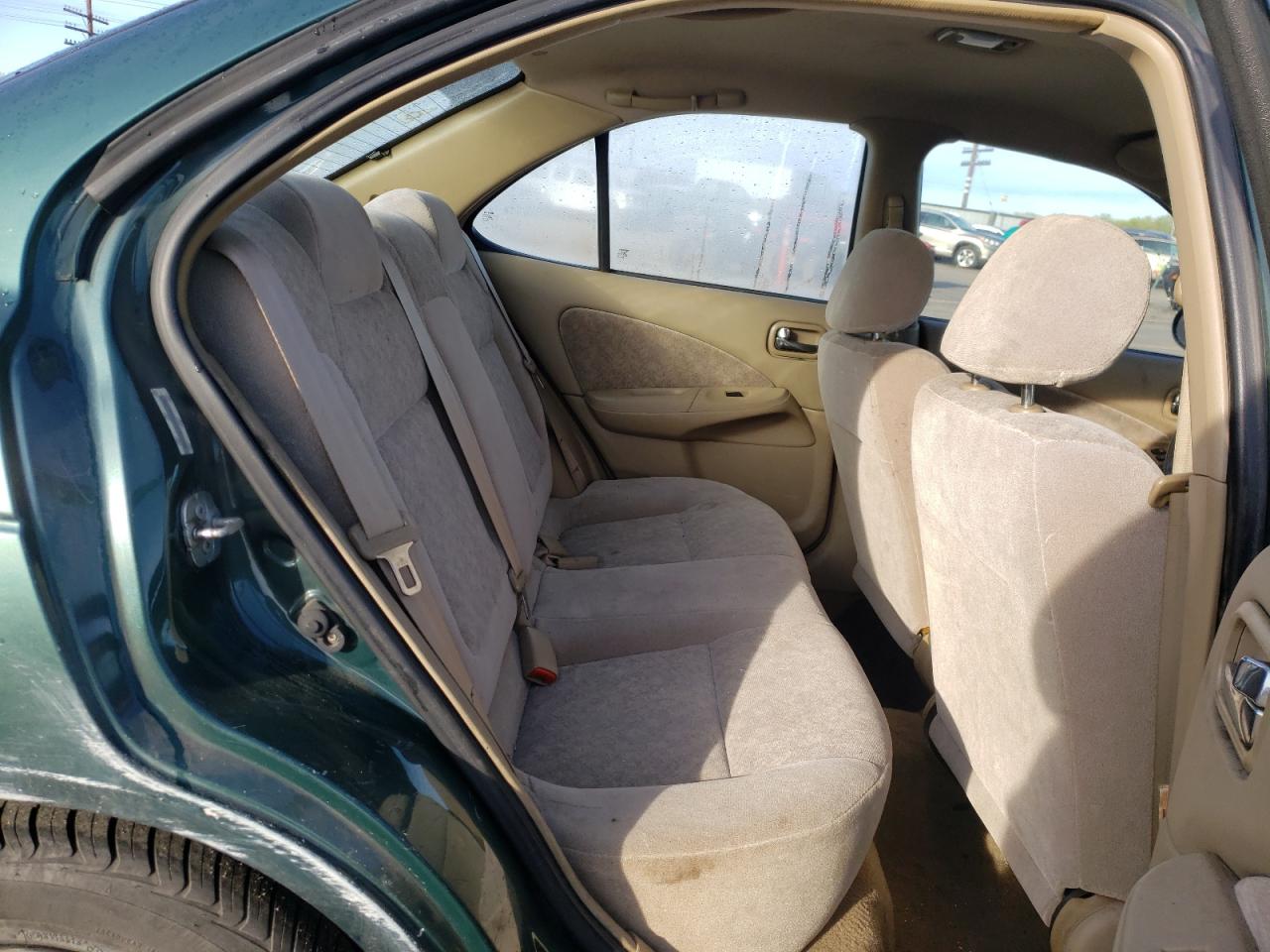 Photo 6 from auction – 2000 NISSAN SENTRA BAS with VIN 3N1CB51D4YL345894