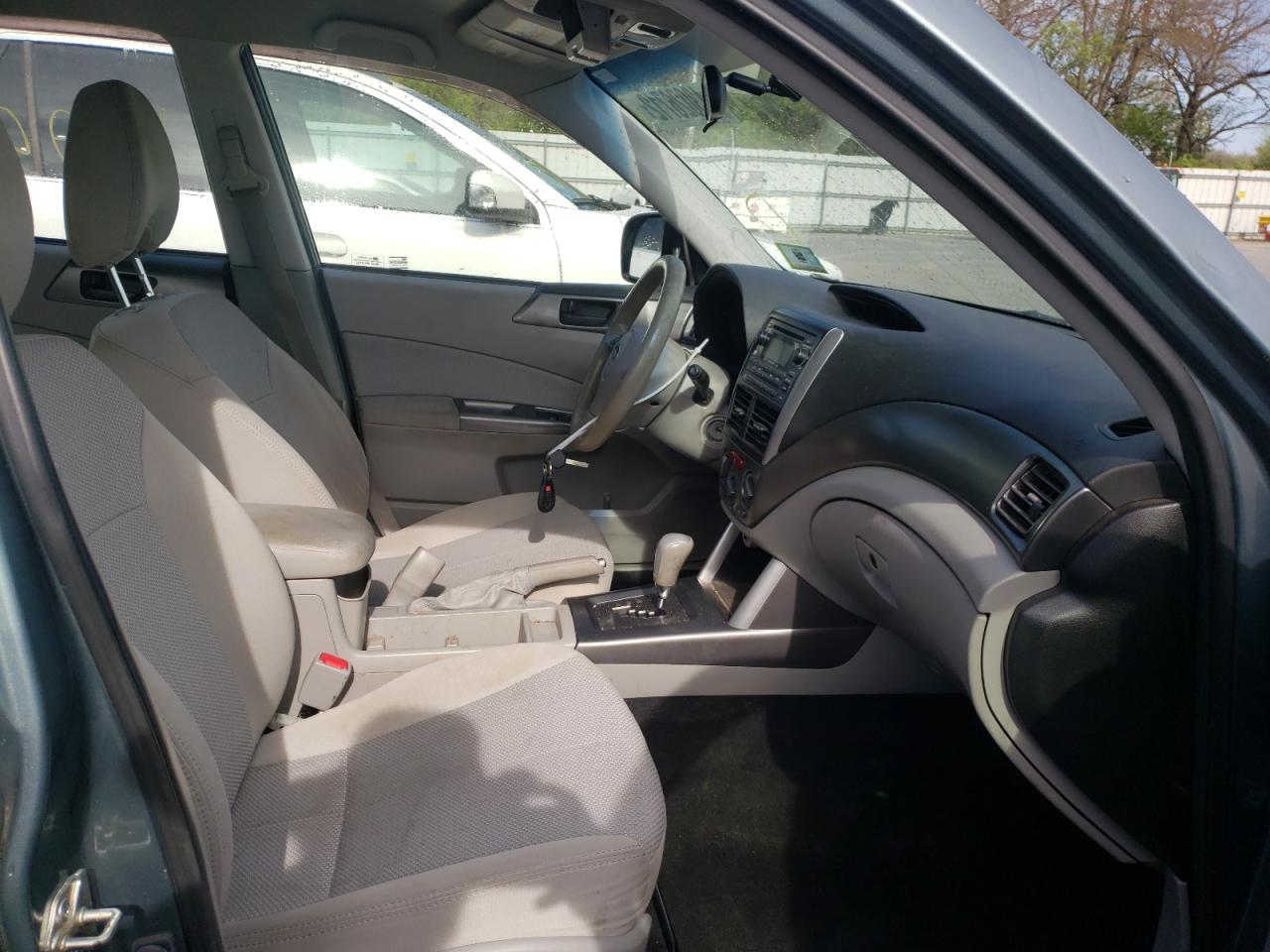 Photo 5 from auction – 2013 SUBARU FORESTER 2 with VIN JF2SHABC1DH431860