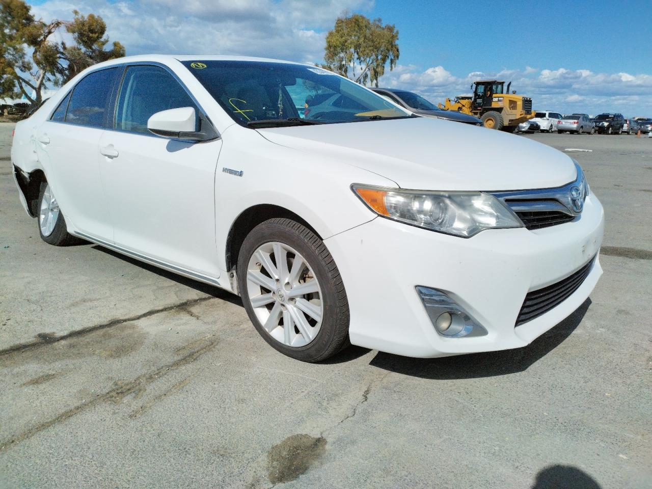 TOYOTA CAMRY HYBR 2012 with VIN 4T1BD1FK6CU049014 - Photo from auction