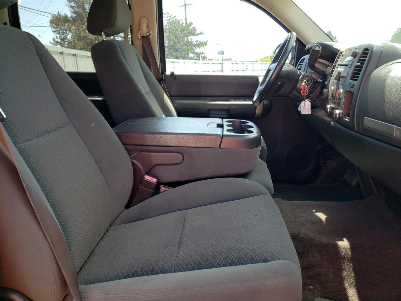 Photo 5 from auction – 2008 CHEVROLET SILVERADO with VIN 2GCEK13JX81280844
