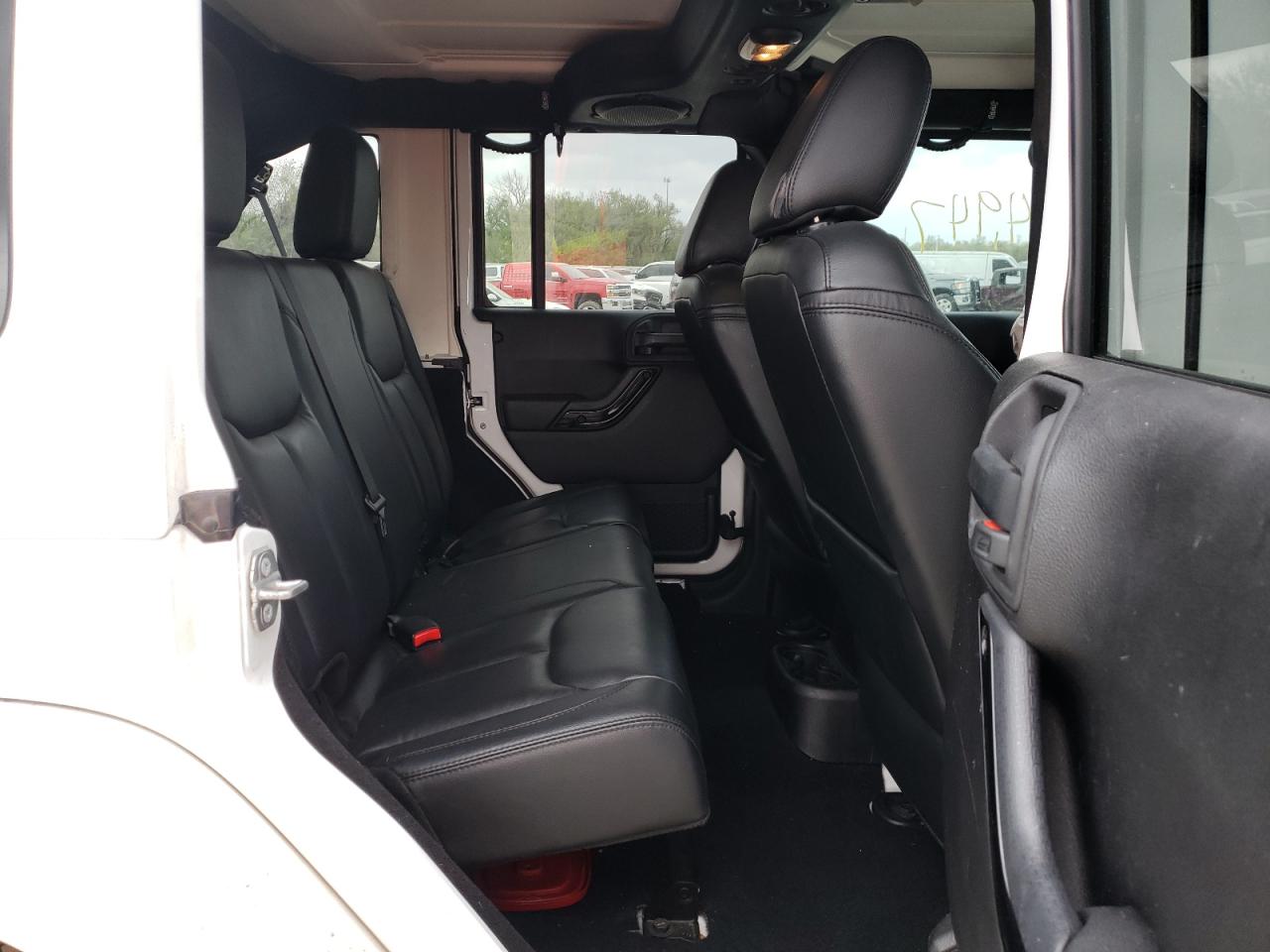 Photo 6 from auction – 2014 JEEP WRANGLER U with VIN 1C4BJWEG1EL301722