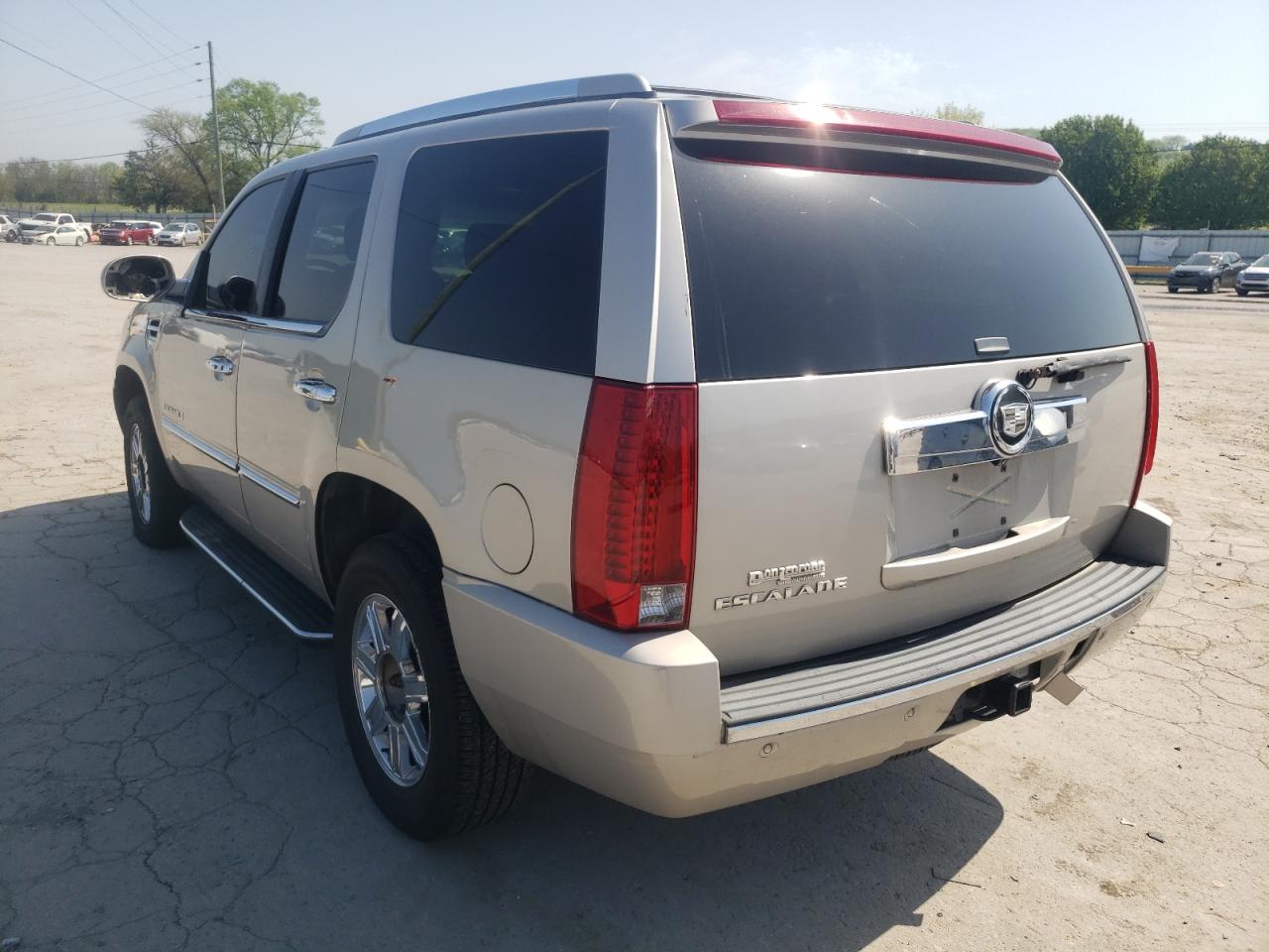 Photo 3 from auction – 2007 CADILLAC ESCALADE L with VIN 1GYFK63897R329448