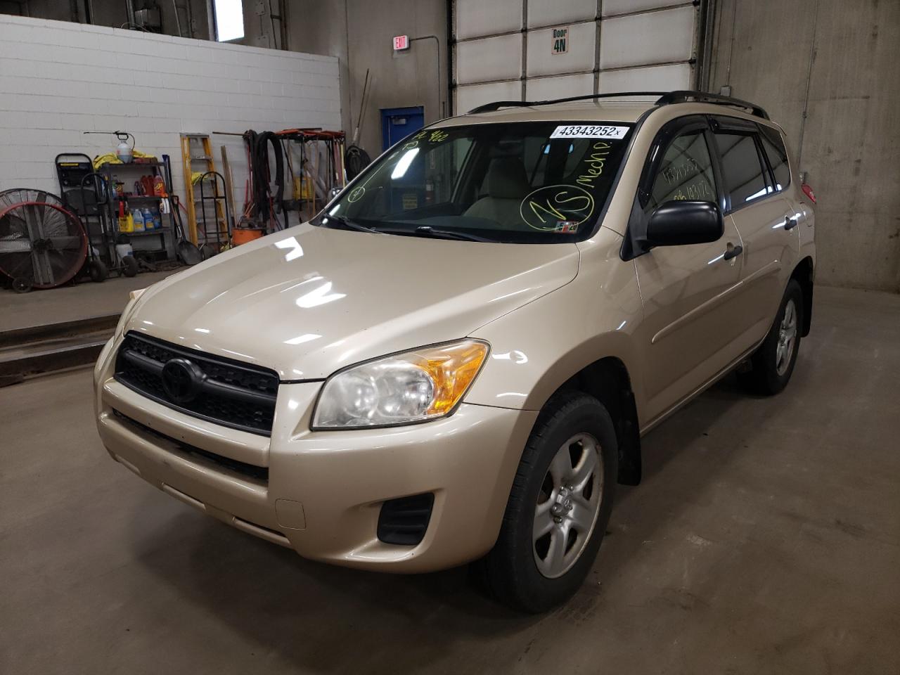 Photo 2 from auction – 2010 TOYOTA RAV4 with VIN JTMBF4DV5A5036629