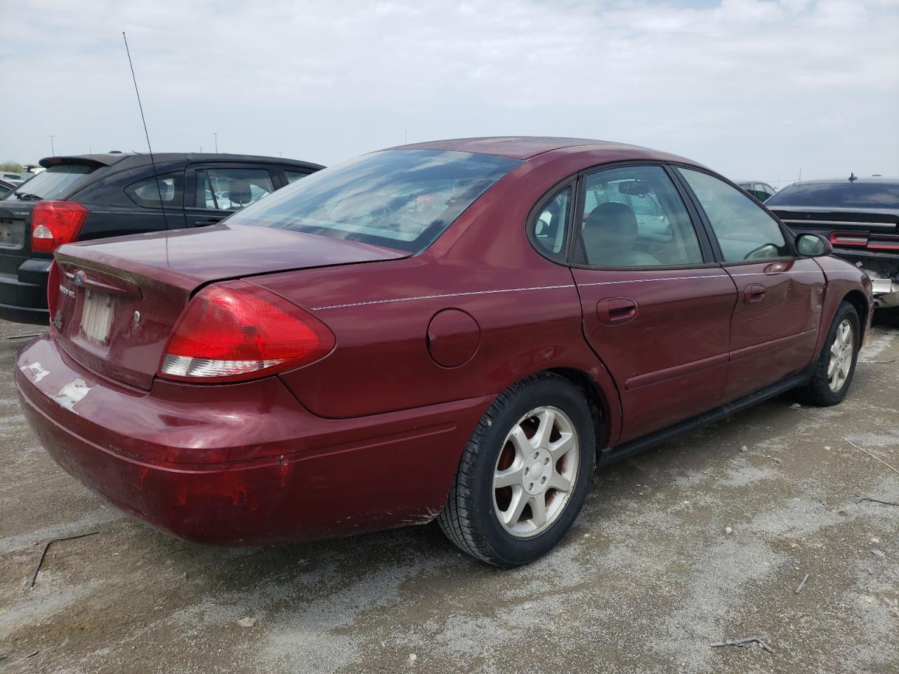 Photo 4 from auction – 2007 FORD TAURUS SEL with VIN 1FAFP56U37A126506