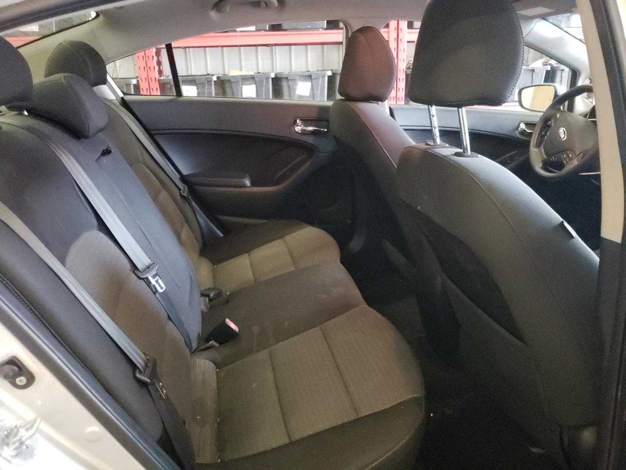 Photo 6 from auction – 2016 KIA FORTE with VIN KNAFX4A68G5521106