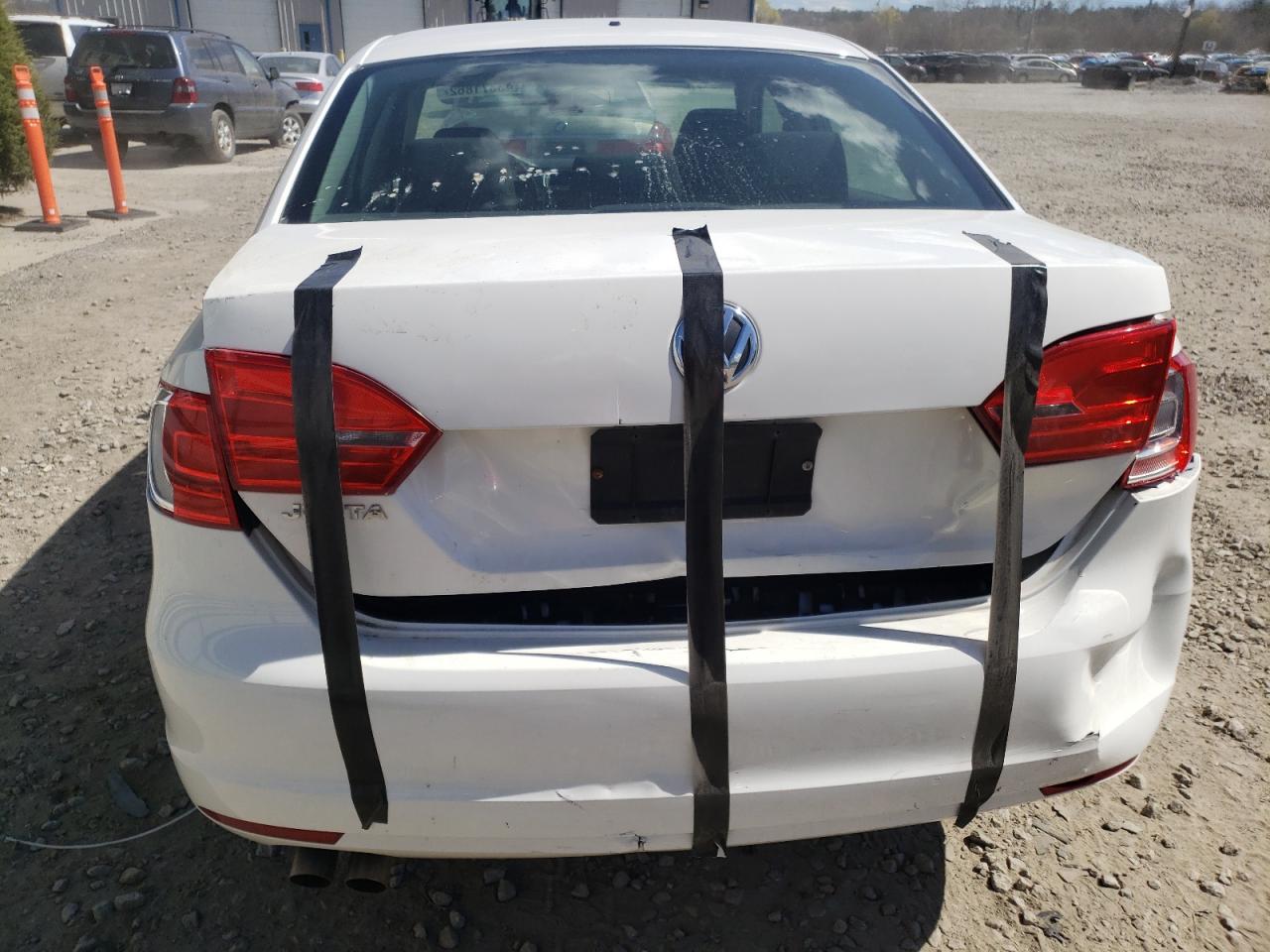 Photo 9 from auction – 2012 VOLKSWAGEN JETTA BASE with VIN 3VW2K7AJ0CM342968