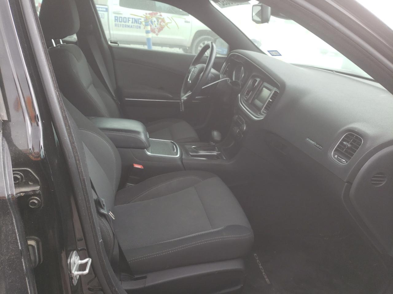 Photo 5 from auction – 2016 DODGE CHARGER SE with VIN 2C3CDXBG5GH272705