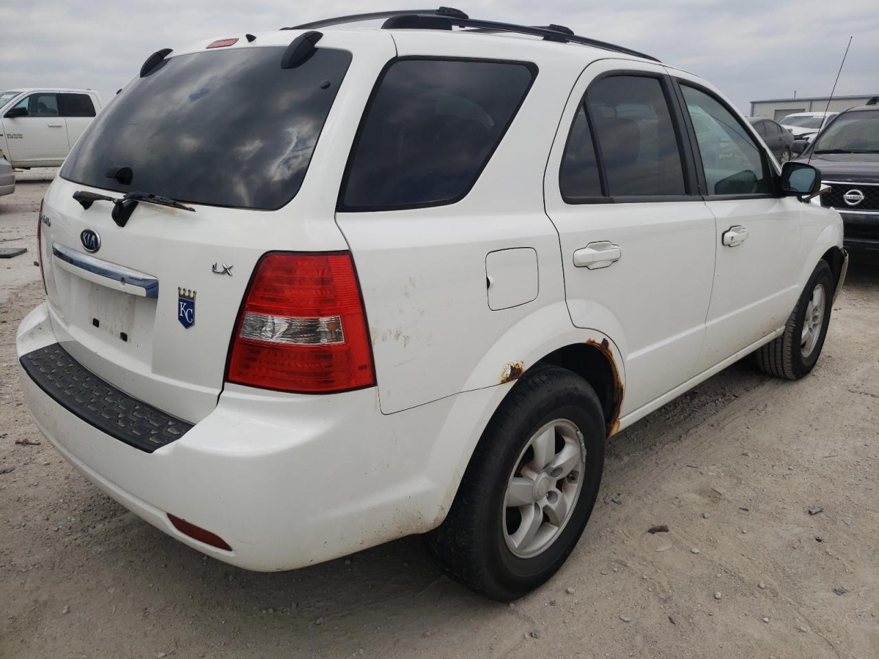 Photo 4 from auction – 2007 KIA SORENTO EX with VIN KNDJC736775690380