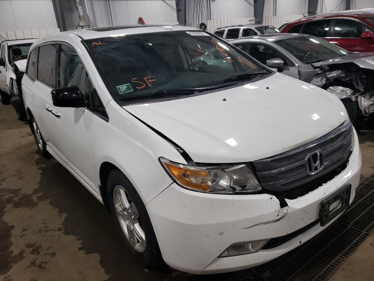 HONDA ODYSSEY TO 2011 with VIN 5FNRL5H94BB029360 - Photo from auction